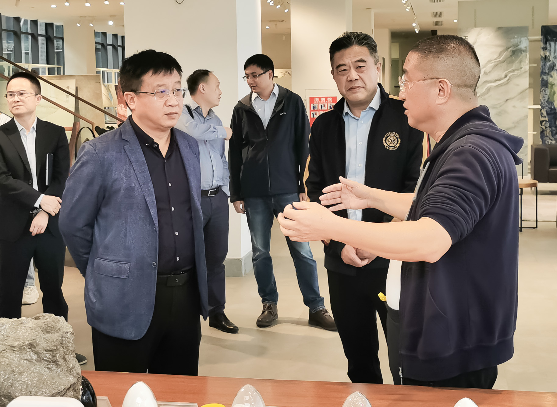 拓市場 謀合作 補強鏈丨汪羽一行赴佛山考察新能源產業